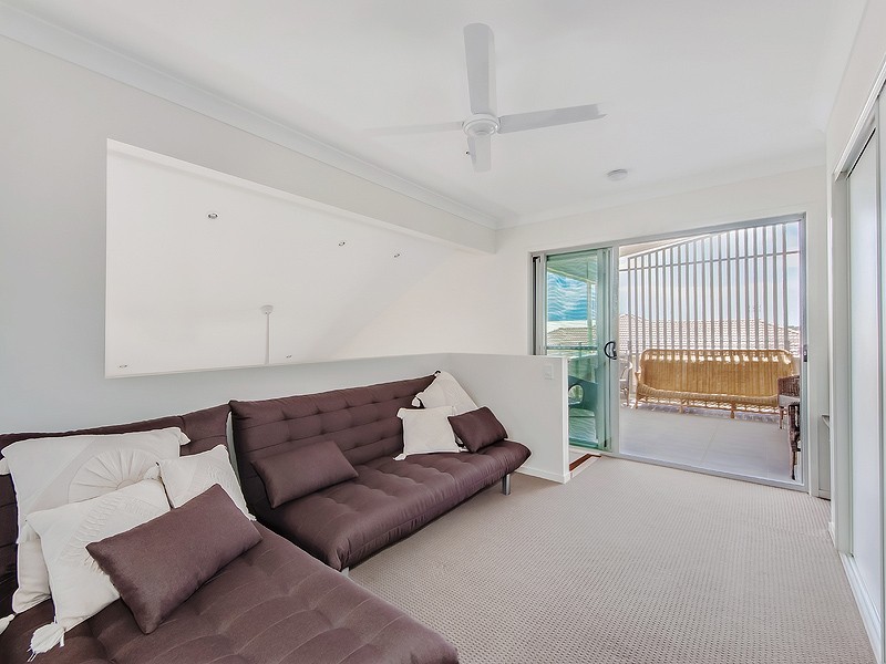 2 Sky Street, Caloundra West QLD 4551