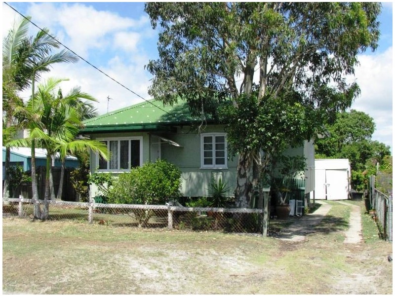 10 Kennedy Parade, Golden Beach QLD 4551