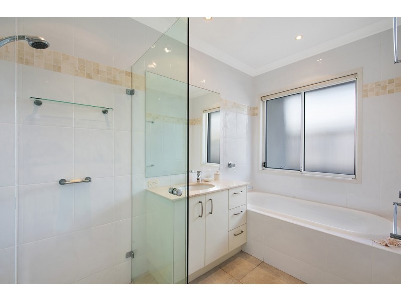 30 Artunga Place, Pelican Waters QLD 4551