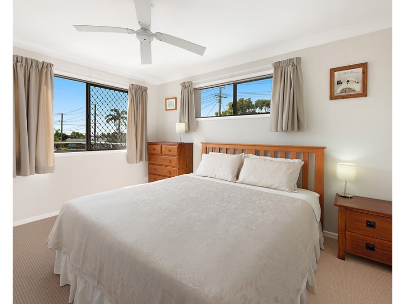 4 Ulm Street, Dicky Beach QLD 4551