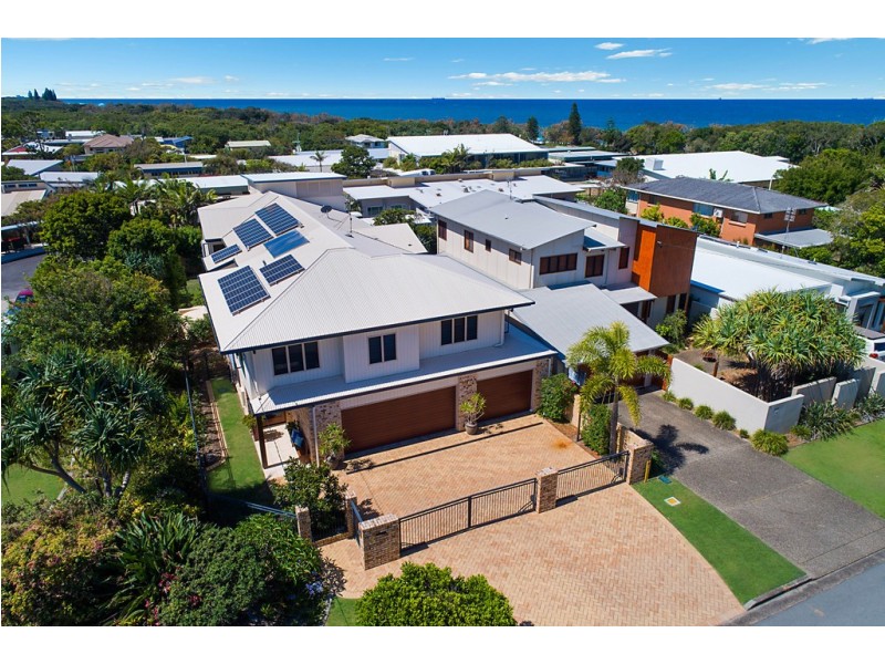 13 Ann Street, Dicky Beach QLD 4551