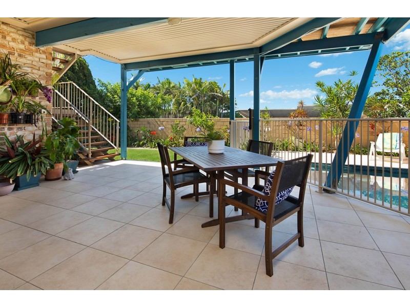 13 Ann Street, Dicky Beach QLD 4551