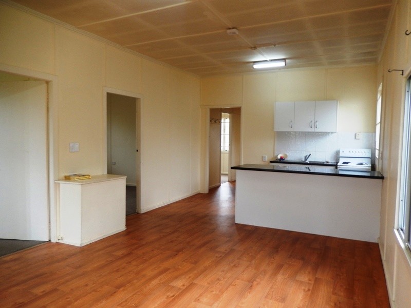 22 Cook Street, Golden Beach QLD 4551