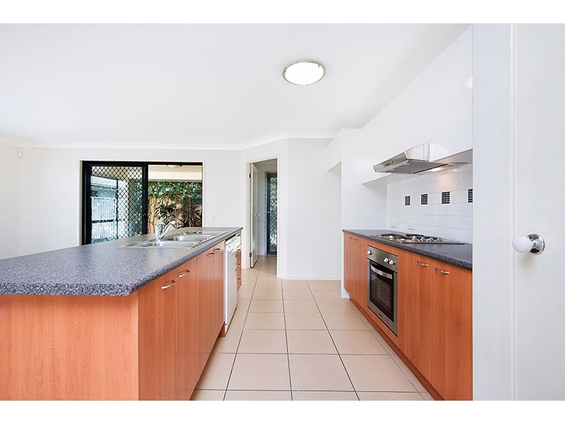 7 Liekefett Way, Little Mountain QLD 4551