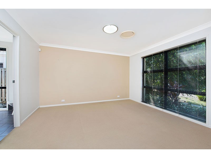 7 Liekefett Way, Little Mountain QLD 4551