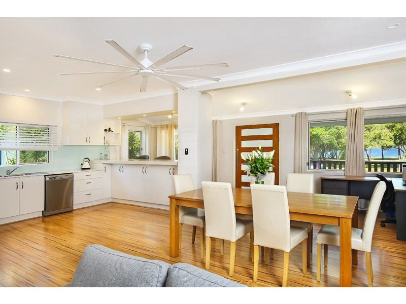 173 Esplanade, Golden Beach QLD 4551