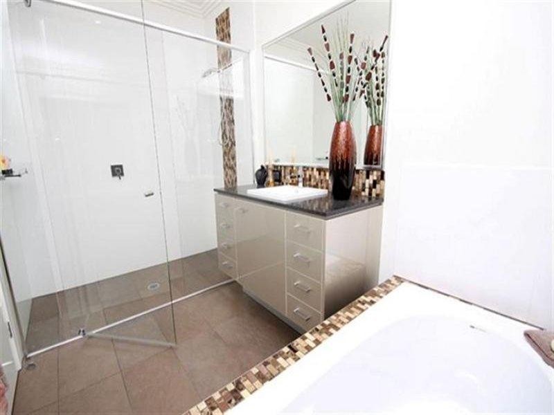 46 Whitehaven Way, Pelican Waters QLD 4551