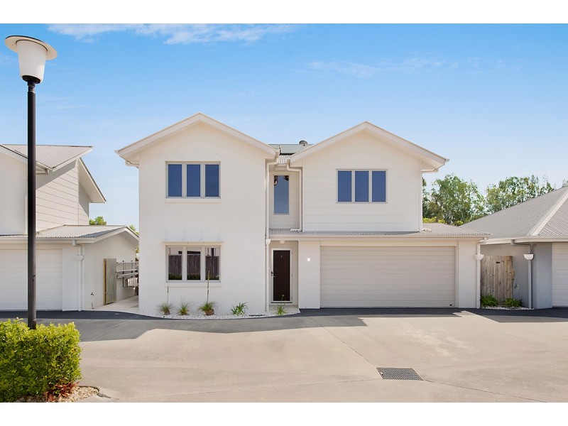 4/4 Lindesay Street, Caloundra West QLD 4551