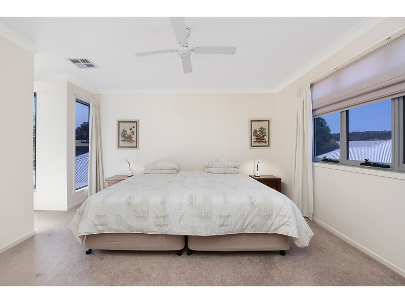 4/4 Lindesay Street, Caloundra West QLD 4551