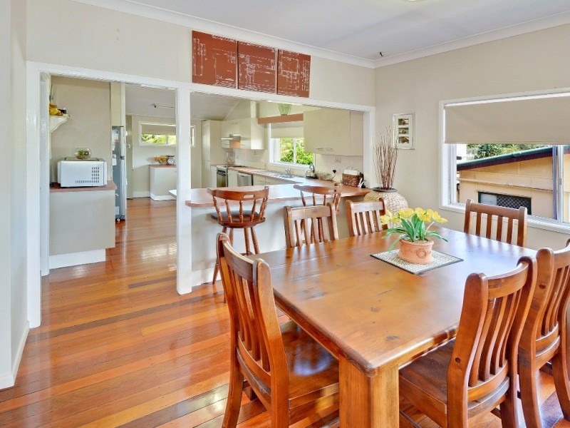 13 Minchinton Street, Caloundra QLD 4551