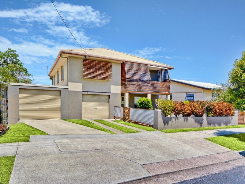13 Minchinton Street, Caloundra QLD 4551