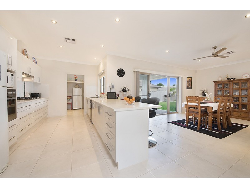 55 Wategos Circuit, Pelican Waters QLD 4551