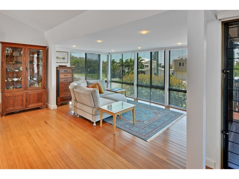 8 Beachside Court, Shelly Beach QLD 4551