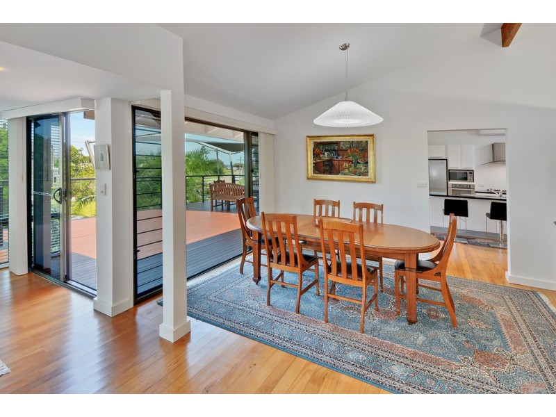 8 Beachside Court, Shelly Beach QLD 4551