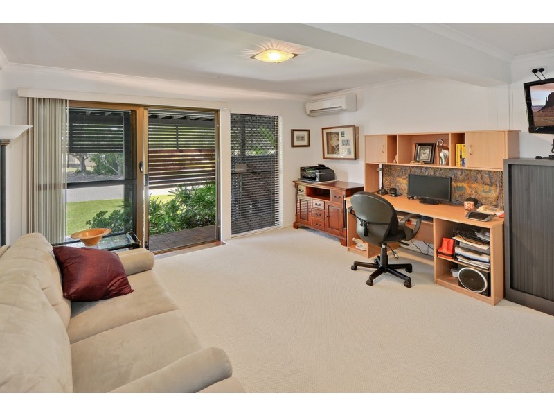 8 Beachside Court, Shelly Beach QLD 4551