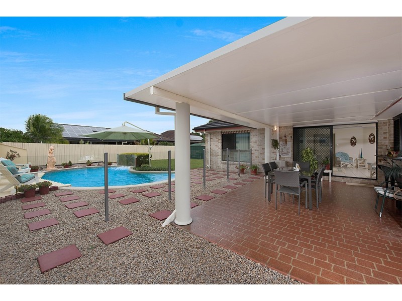 22 Lang Street, Pelican Waters QLD 4551