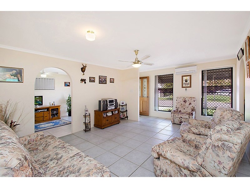 13 Chine Place, Wurtulla QLD 4575