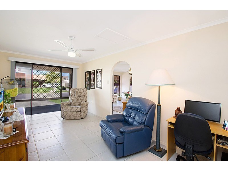 13 Chine Place, Wurtulla QLD 4575