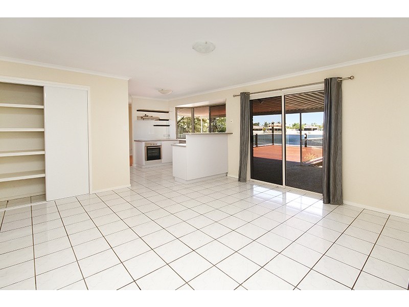 30 Maroochy Waters Drive, Maroochydore QLD 4558