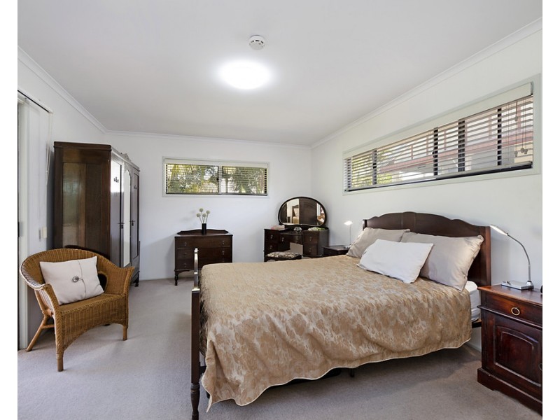 4 Lawley Street, Dicky Beach QLD 4551