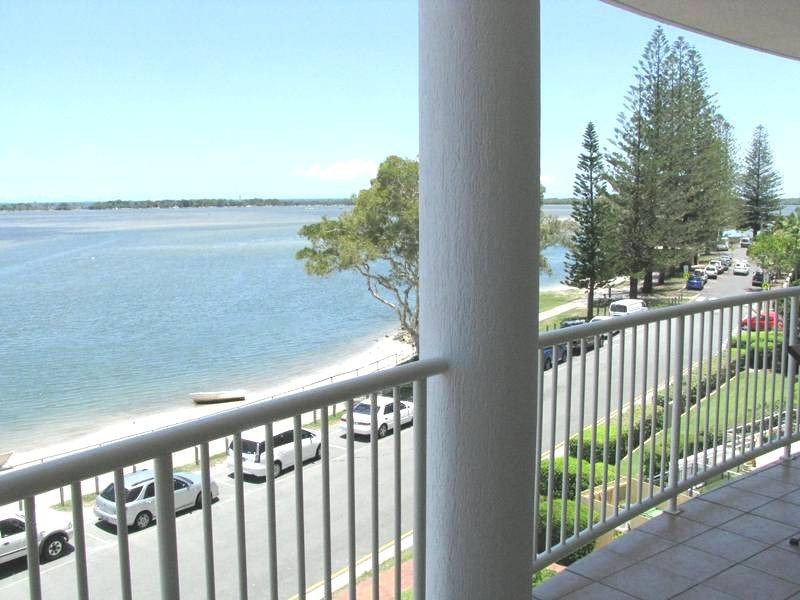 Unit 408 ‘Riviere’ 72 Golden Beach Esplanade, Golden Beach QLD 4551