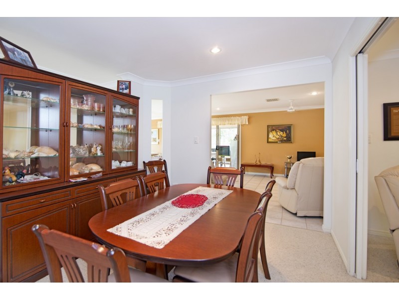 17 Edwardson Drive, Pelican Waters QLD 4551