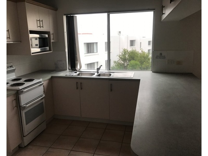 6/64 Edmund Street, Kings Beach QLD 4551