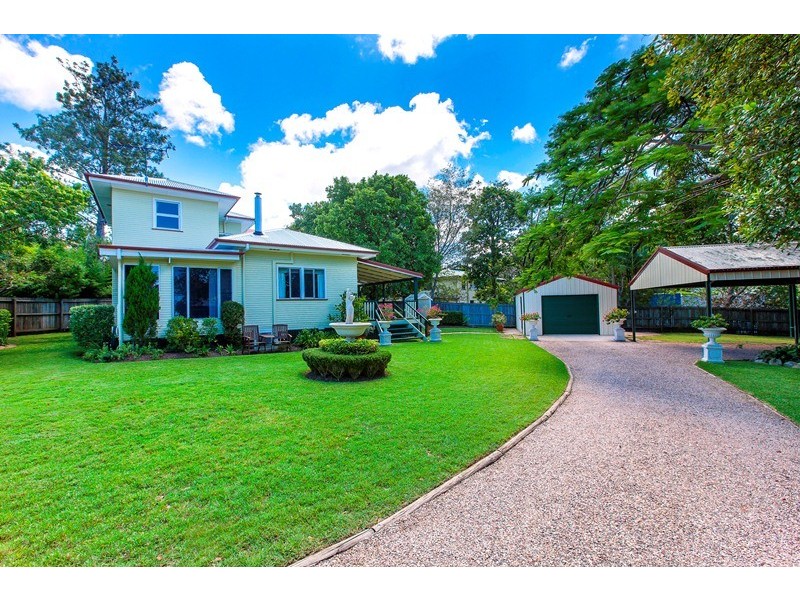 4 Ballinger Crescent, Buderim QLD 4556