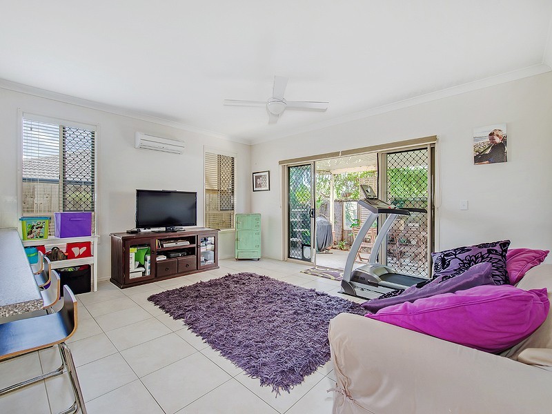 21 Barrine Crescent, Caloundra West QLD 4551
