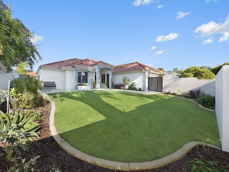 5 Campbellville Circuit, Pelican Waters QLD 4551