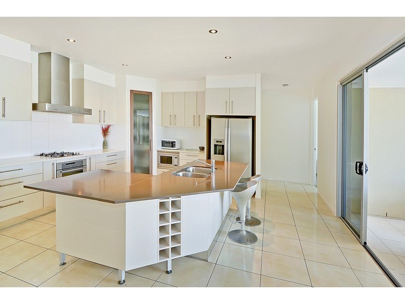 20 Artunga Place, Pelican Waters QLD 4551