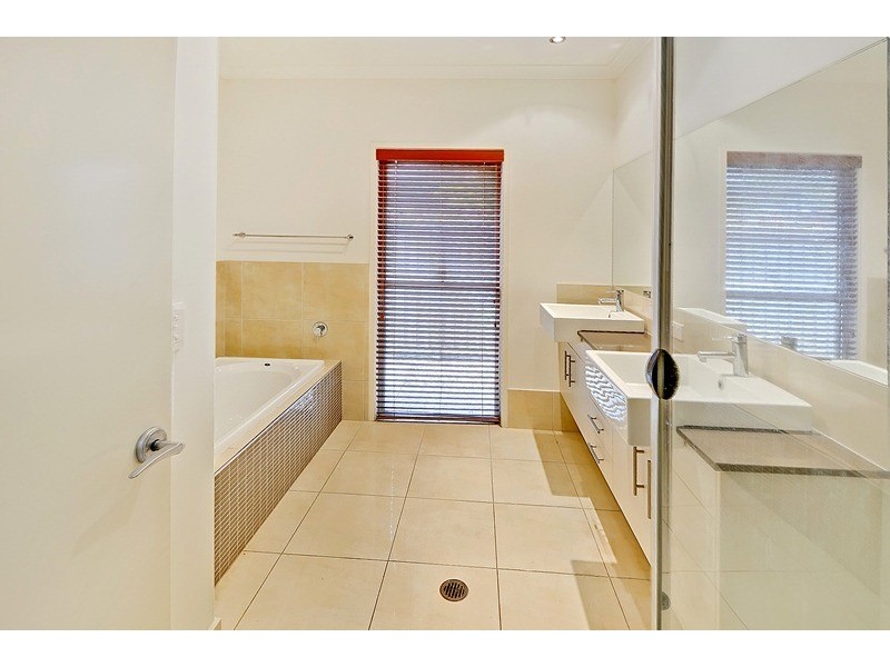 20 Artunga Place, Pelican Waters QLD 4551