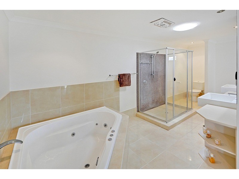 20 Artunga Place, Pelican Waters QLD 4551