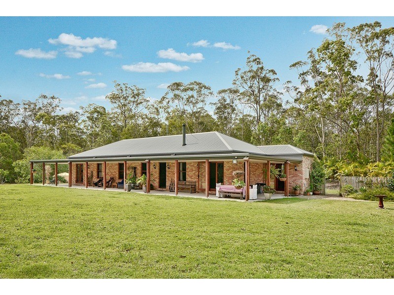 38 Amigh Road, Landsborough QLD 4550
