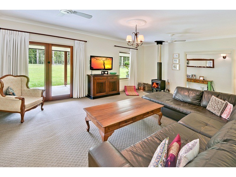 38 Amigh Road, Landsborough QLD 4550