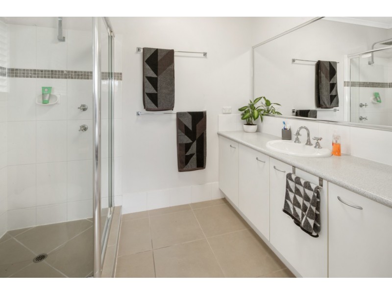 29 Discovery Drive, Little Mountain QLD 4551