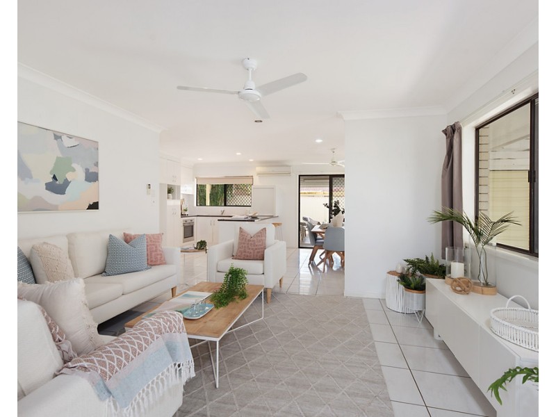 1 Cunningham Court, Golden Beach QLD 4551