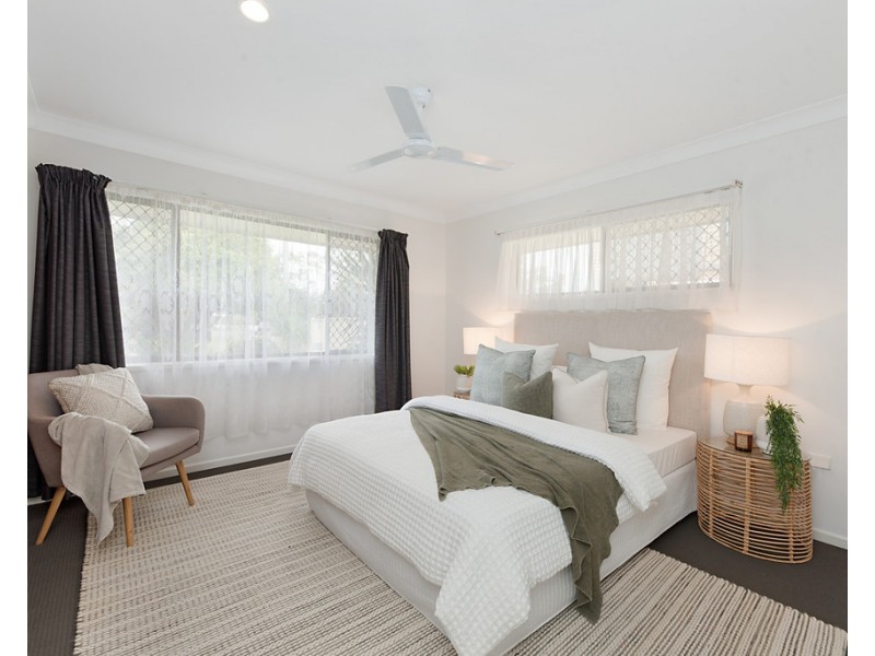 1 Cunningham Court, Golden Beach QLD 4551