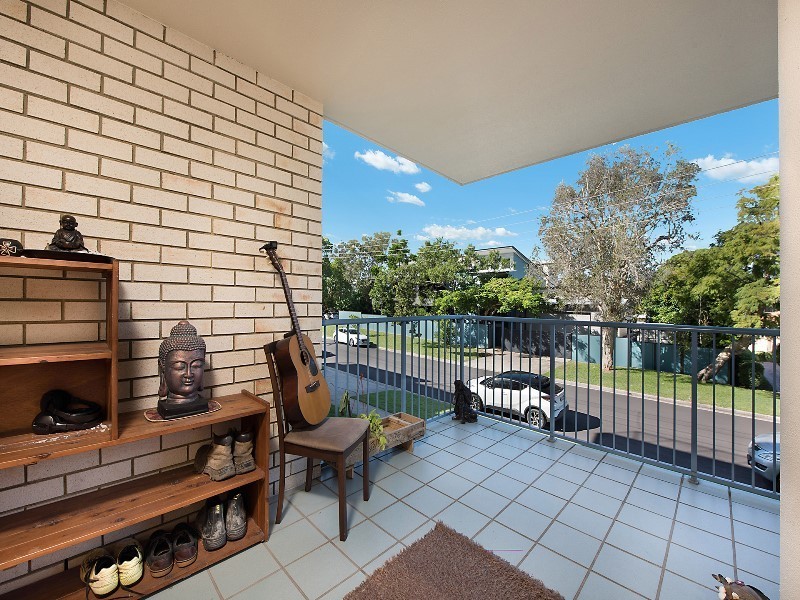 Unit 1/101 Golden Beach Esplanade, Golden Beach QLD 4551