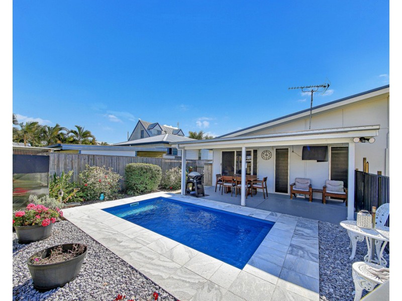 10 Wills Avenue, Golden Beach QLD 4551