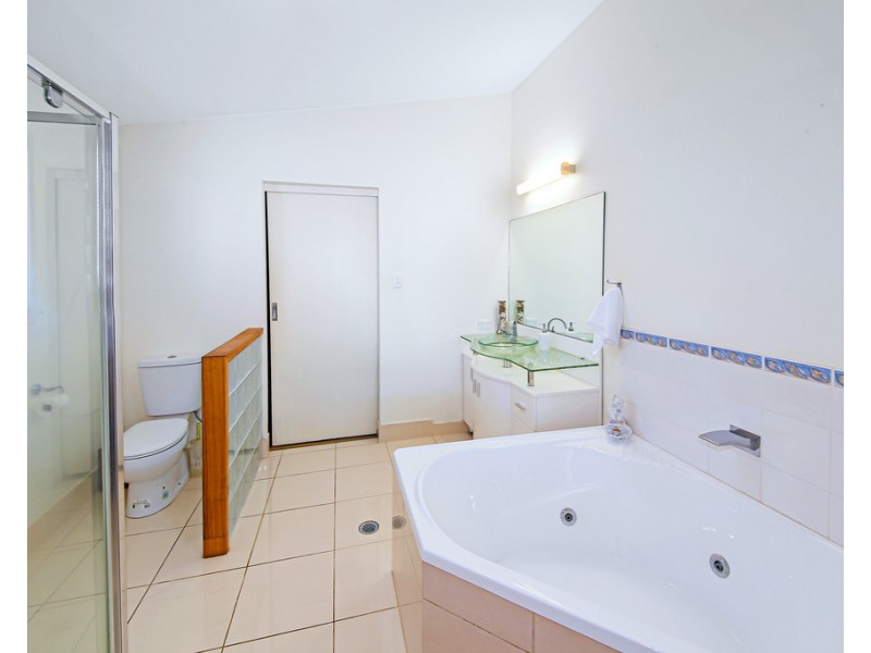 10 Wills Avenue, Golden Beach QLD 4551