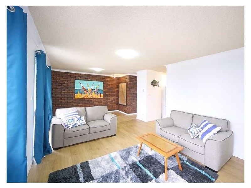 Unit 5/4 Oxley Street, Golden Beach QLD 4551