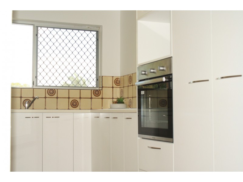 Unit 5/4 Oxley Street, Golden Beach QLD 4551