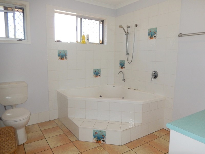 46 Parari Street, Warana QLD 4575