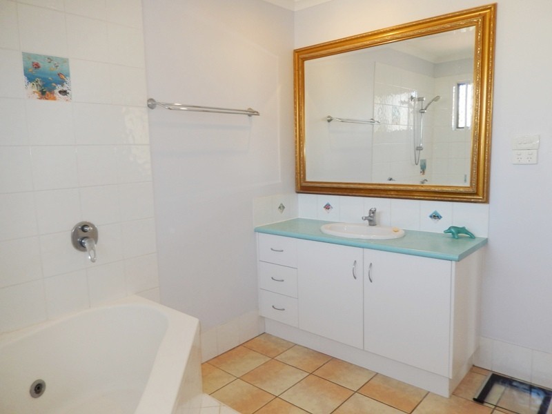 46 Parari Street, Warana QLD 4575