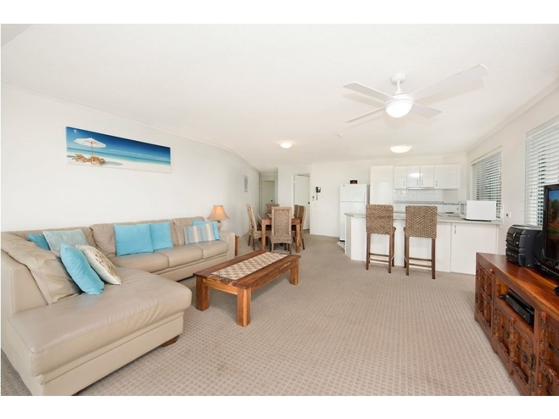 Unit 8/14 Bulcock Beach Esplanade, Caloundra QLD 4551