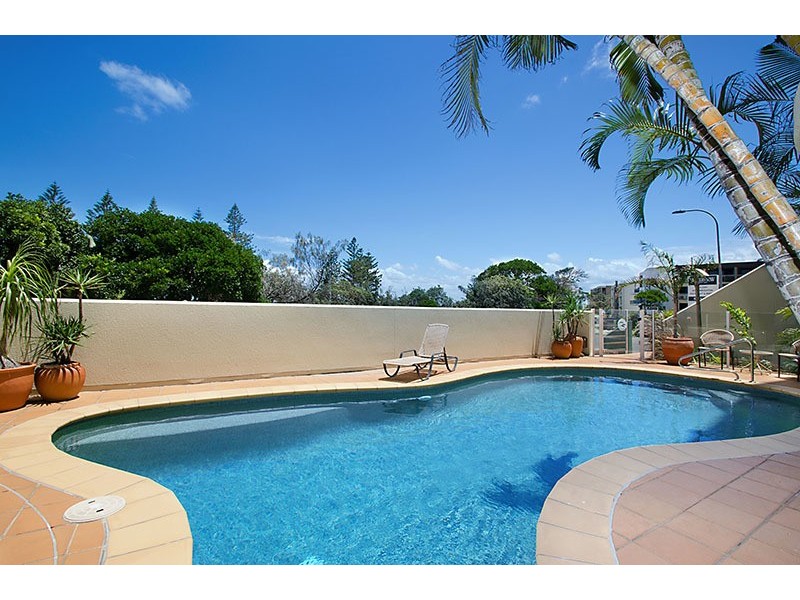 Unit 8/14 Bulcock Beach Esplanade, Caloundra QLD 4551