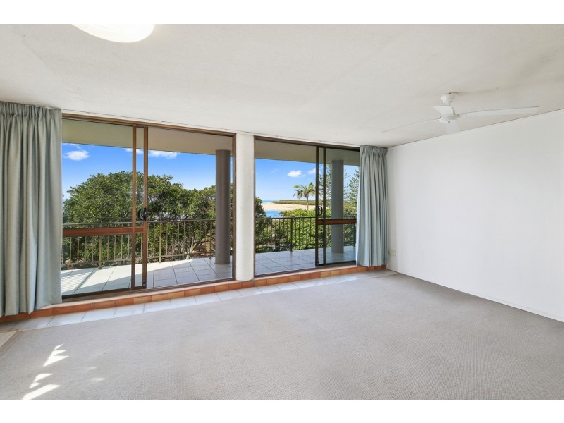 Unit 3/19 Bulcock Beach Esplanade, Caloundra QLD 4551