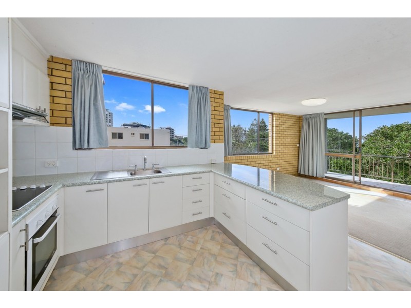 Unit 3/19 Bulcock Beach Esplanade, Caloundra QLD 4551