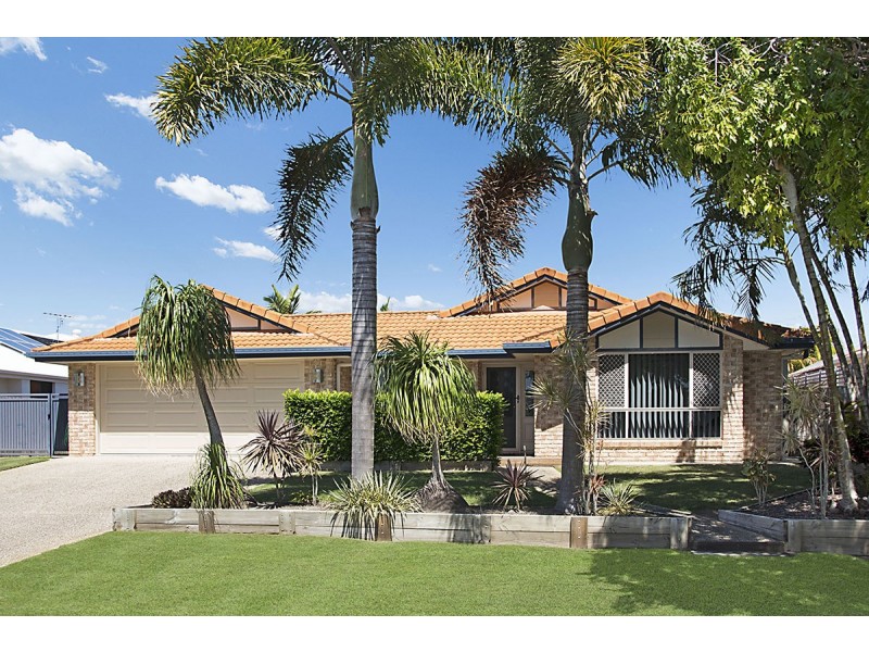 6 Carr Place, Pelican Waters QLD 4551